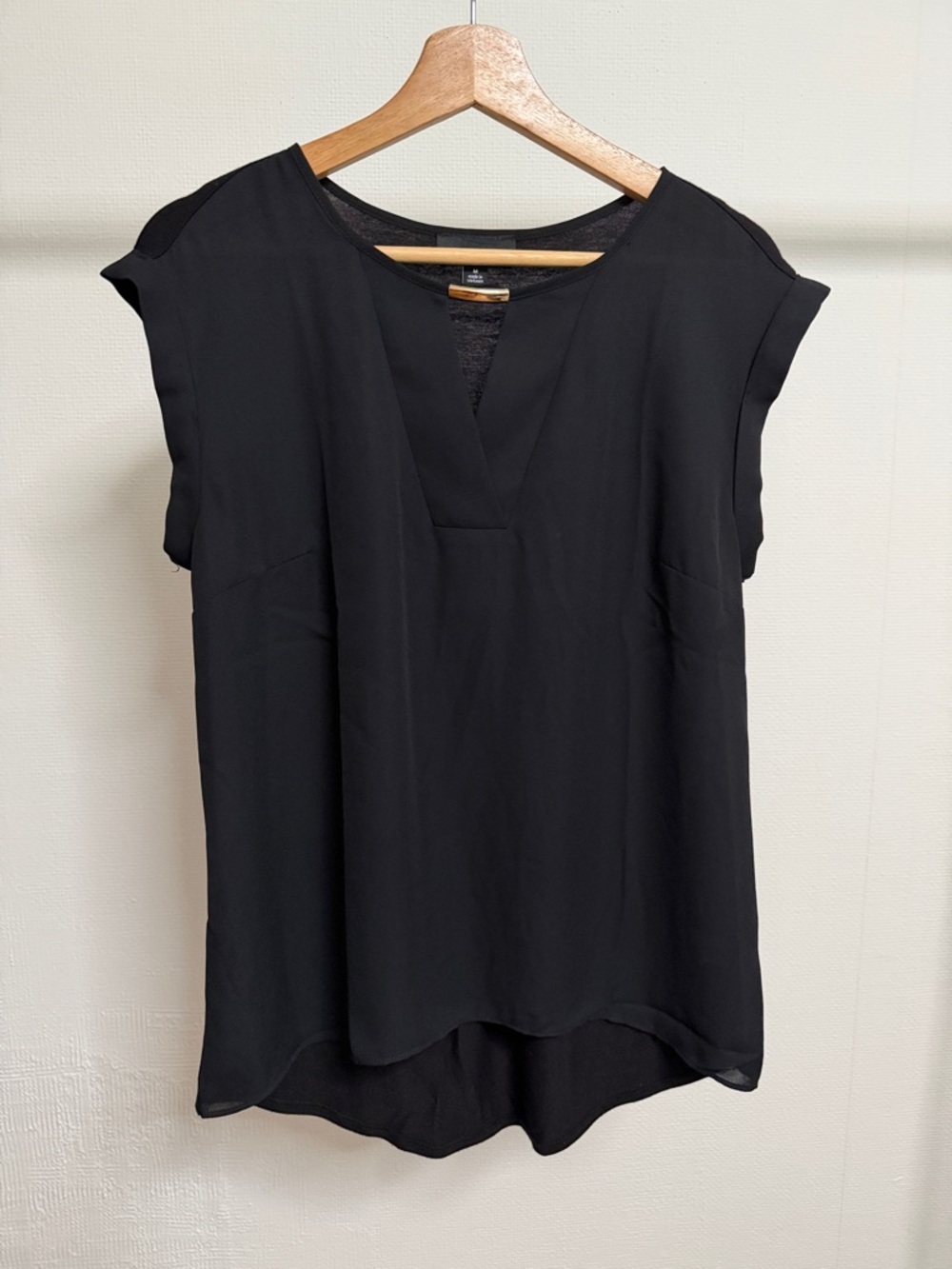Women's Black Cap Sleeve V-Neck Blouse